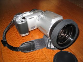 F717 Digital Camera